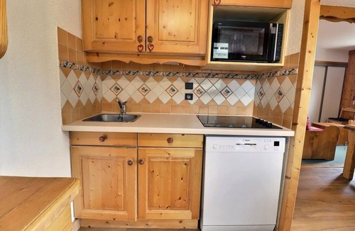 Meribel-Mottaret Apartment | Asphodeles residence - DECORATION MONTAGNE NEAR PISTS AND BUS DISPOSAL