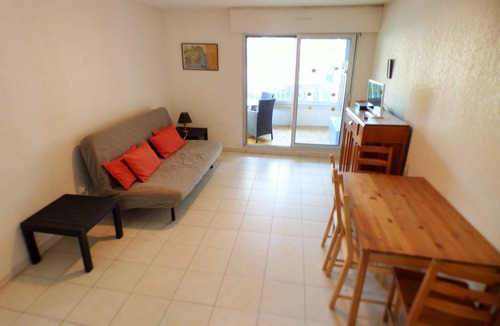 Saint-Mandrier-sur-Mer Apartment | at five minute at walk of the beach, at calm
