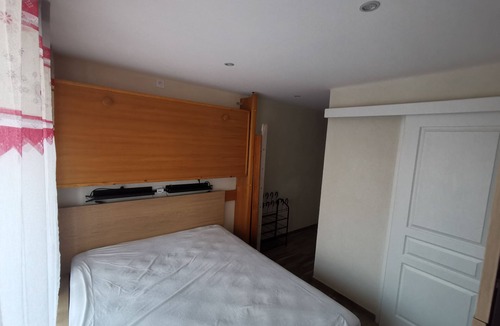 Mont-de-Lans Apartment | At the foot of the slopes, ground floor, Eperon B3