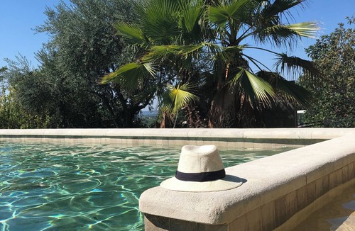 Enclave des Papes-Pays de Grignan House | Authentic, spacious Provencal mas in the middle of nature!