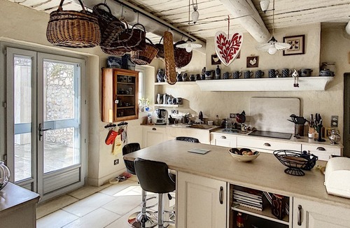 Eygalieres House | Authentic stone house.