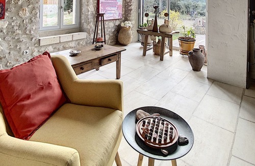 Eygalieres House | Authentic stone house.
