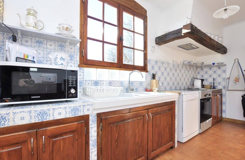 Saint-Laurent-du-Verdon House | Awesome home in Saint-Laurent-du-Verdo