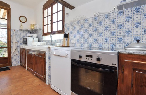 Saint-Laurent-du-Verdon House | Awesome home in Saint-Laurent-du-Verdo