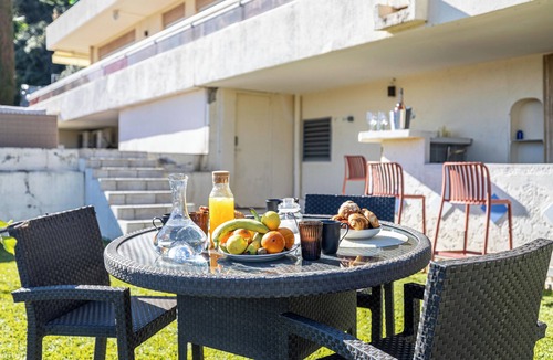 Saint Pierre de Feric House | Baie des anges by ecoflats