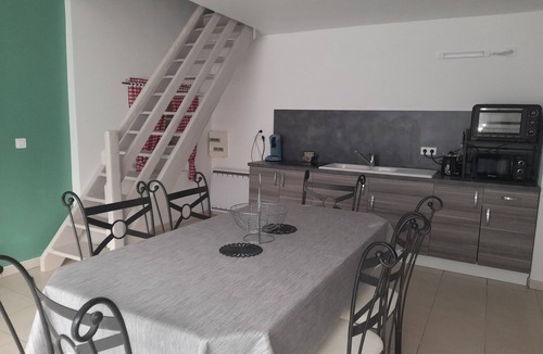 Plaisians Apartment | Baronnies Regional Nature Park