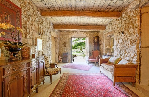 Avignon Bed & Breakfast | Bastide de Bellegarde