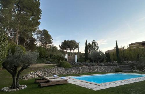 Ventabren House | Bastide Lavandin - Stunning Provencal Escape
