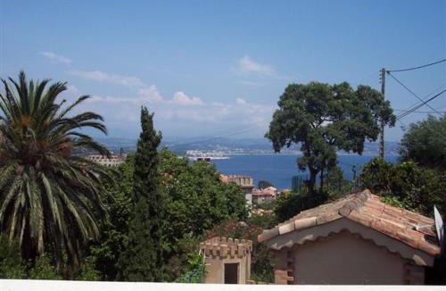 Theoule-sur-Mer Villa | Bastide Provencal