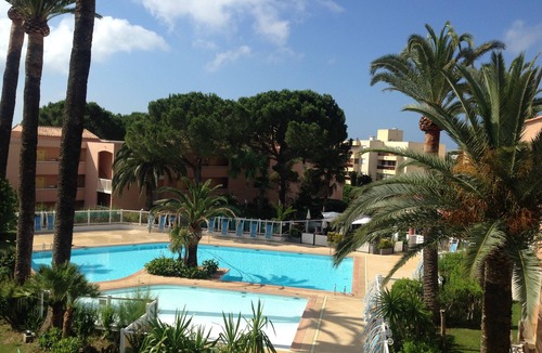 Golfe Juan Apartment | BEACH 300 M GOLF JUAN