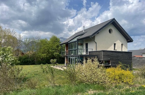 Benevent-et-Charbillac House | Beautiful house at the foot of the mountains