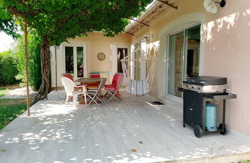 Pernes-les-Fontaines Villa | Beautiful villa with pool