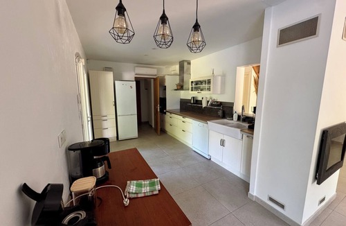 Senas Villa | Beautiful Provencal villa with large garden & pool