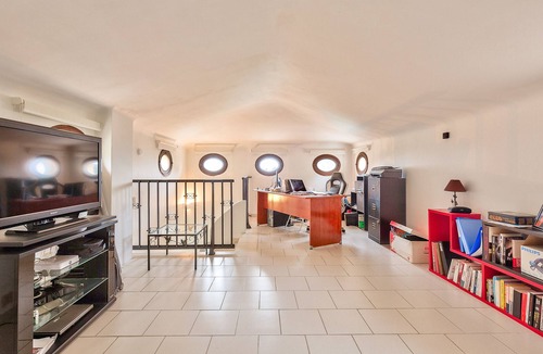 Aspremont House | Beautiful Villa 9 People Aspremont