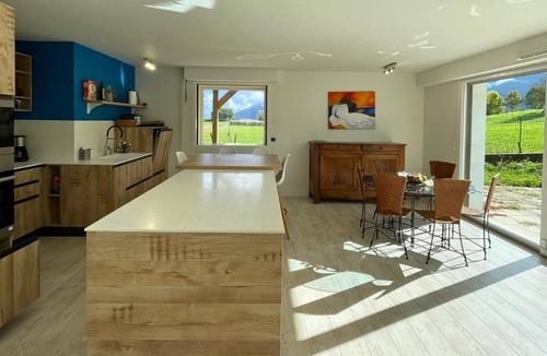 Chateauneuf House | Beautiful villa with mountain view, Beautiful villa with mountain view