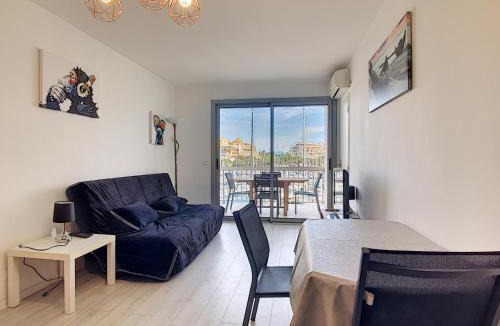 Carnon-Plage Apartment | Bel F3 à Carnon avec piscine, parking, clim et WiFi - FR-1-715-8