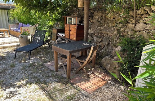 Le Revest-les-Eaux Cabin | Between sea and hill