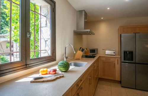 Cagnes-sur-Mer Villa | Big pool (19m), large beds, AIRCON, fast WIFI, EV charger, BBQ, peace and quiet