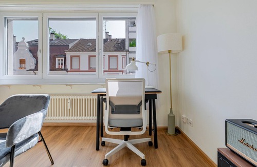 Matthaus Apartment | Blueground | Basel-Matthäus, balcony, nr Kunstmuseum
