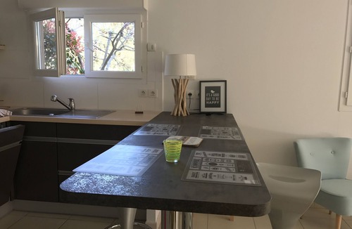 Boulouris-sur-Mer Apartment | BOULOURIS, Splendid T3 with garden, beach walk, 3 large park pisc