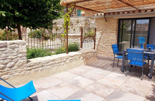 Goult House | Bright and functional village house in the Luberon, in Goult