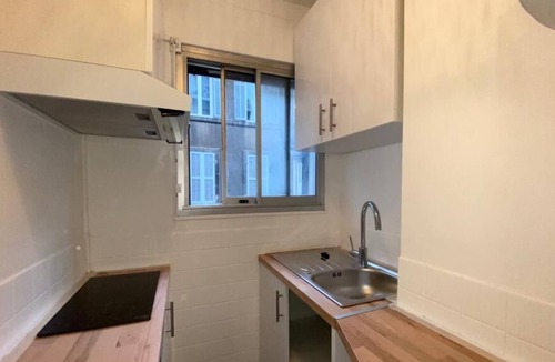 Prado-Perier Apartment | Bright studio with double exposure on the Prado