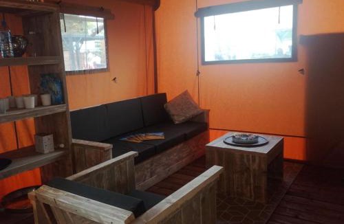 Valbonnais Other | Bungalow toilé avec terrasse pour 6 personnes - API-1-52-1503