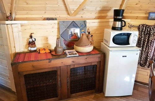 Saint-Martin-de-Queyrieres Cabin | Camping Caravaneige L'Iscle de Prelles* - Refuge Esprit Cabane 4 people Without sanitary facilities