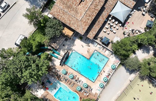 Die House | Camping 4 étoiles - Piscine - ccaifie