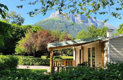 Saint-Pierre-d'Albigny House | Camping du Lac de Carouge * - Mobile home 2 bedrooms + Air conditioning + Terrace 6 people