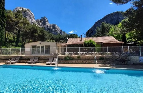 Orgon House | Camping maeva Respire La Vallée Heureuse * - Cozy Mobile Home 3 Rooms 5 People Air Conditioned