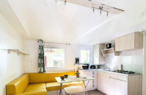 Alrance House | Campsite Les Cantarelles* - Premium Loft 4 Rooms 6 People Air Conditioned - TV