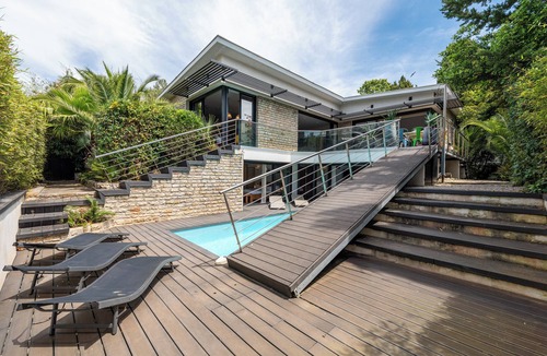 Pointe Croisette Villa | Cannes: Luxury Villa 6 bedrooms swimming pool Croisette
