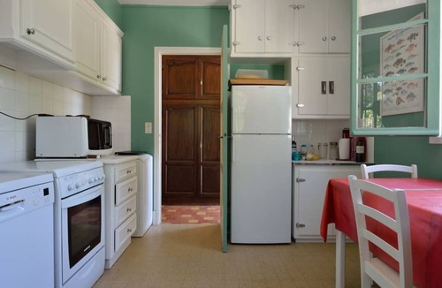 Cap-d'Antibes Villa | Cap d'Antibes Villa 200 m from the beach 9 people enclosed garden 1200 m2