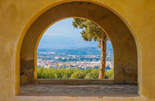 Cap-d'Antibes Villa | Cap d’Antibes 2BR w/Pool, Terrace & Garage – Walk to Beach & Old Town