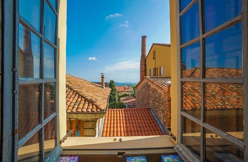 Cap-d'Antibes Villa | Cap d’Antibes 2BR w/Pool, Terrace & Garage – Walk to Beach & Old Town