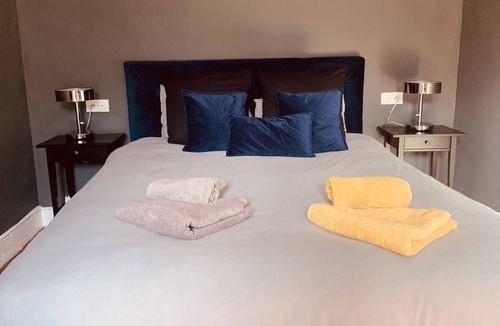 Gares Bed & Breakfast | Casa Roma Bed&Breakfast