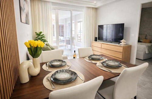 Saint-Sylvestre Apartment | Center Nice, 10min beach, parking, terrace, direct tram