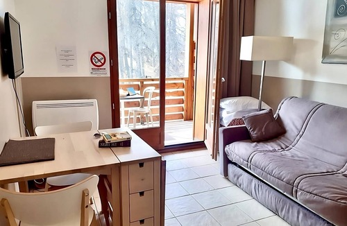 Valberg Hotel | Central Village 2BR Layout | 0.3 Miles to Covered Pool | Ski Closets On-Site