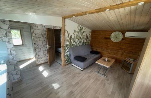 Saint-Etienne-de-Fontbellon Ski Chalet | Chalet LALi
