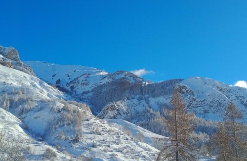 Monetier-les-Bains Ski Chalet | Chalet 7 BR, 3 Lofts, 15 Guests, Fireplace, Private Parking