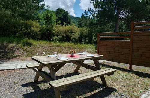 Montclar Ski Chalet | Chalet de l'Aigle in the heart of the Montclar resort, between lake and mountains!
