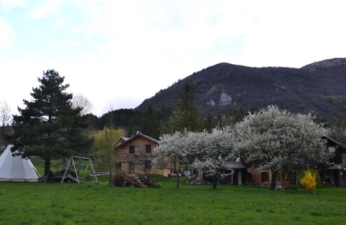 Lus-la-Croix-Haute Ski Chalet | Chalet Idéal aux Amoureux de la Montagne