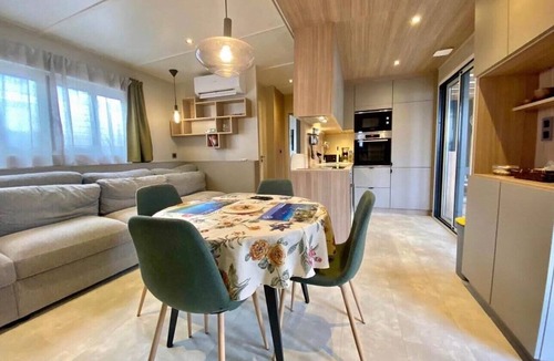 Puget-sur-Argens Apartment | Chalet in a 5-star resort with swimming pools