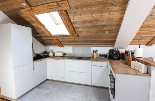 Briancon Ski Chalet | Chalet "Laltizoard" with Mountain View, Shared Heated Pool and Wi-Fi
