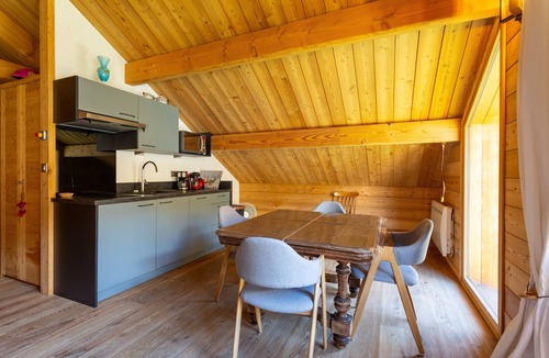 Pelvoux Apartment | Chalet 'Le Chastel' with Mountain View, Shared Terrace and Wi-Fi