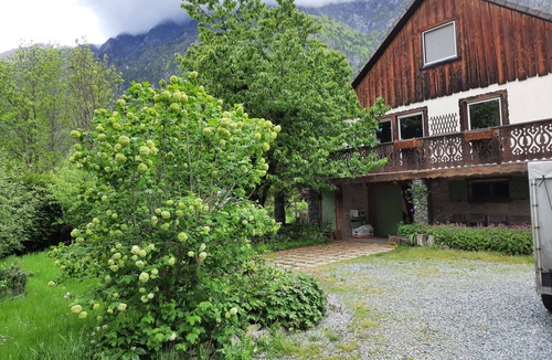 Le Bourg-d'Oisans Ski Chalet | Chalet Le Petit Catelan 5p-9p at 5 min to Ski-lift Eau d'Olle Expres