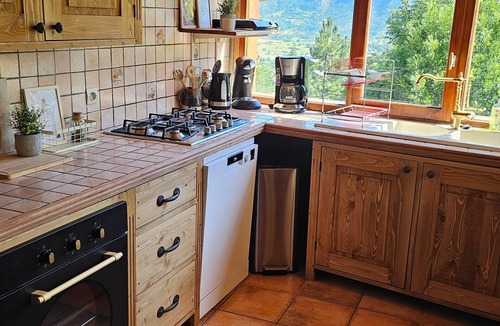 Risoul Ski Chalet | Chalet Pierre – Mountain View of Le Pelvoux, Private Garden and Balcony