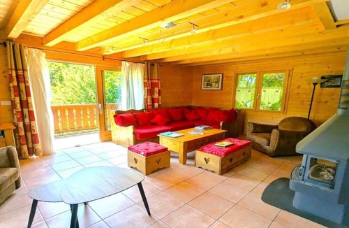 Puy-Saint-Vincent Ski Chalet | Chalet Pierre-puy-saint-vincent 1400 - Magnifique Chalet de 12 couchages proche des pistes MAE-6891