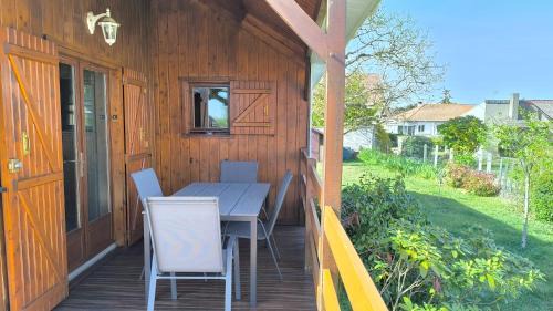 Monce-en-Belin Ski Chalet | Chalet proche Circuit des 24h du Mans dans un grand jardin